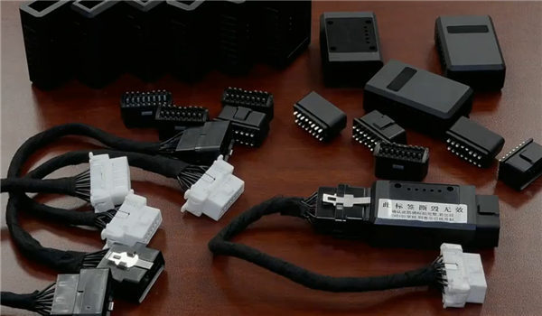 网售“作弊OBD”让“问题车”过年检！汽车黑产业链被捣毁